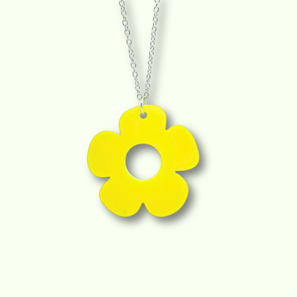 Bloom Flower Pendant Necklace